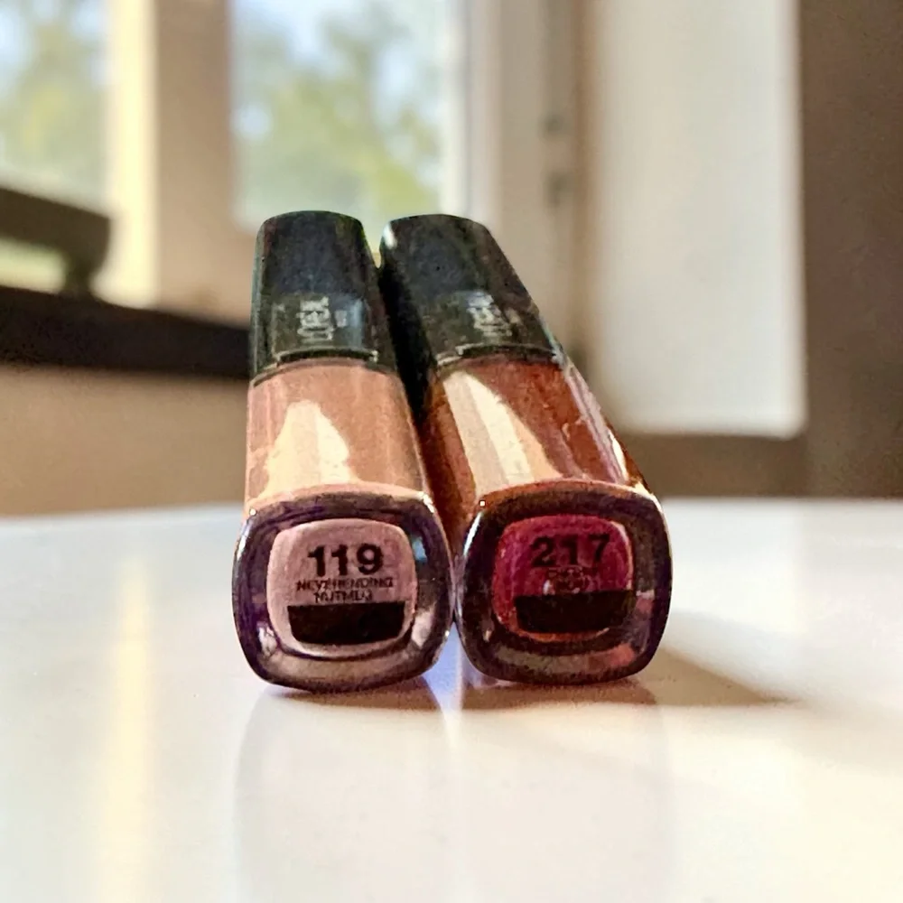 💎 x2 L'Oreal Pro Last 2 Step Lipstick 119 Never Ending Nutmeg 217 Cherry Noir